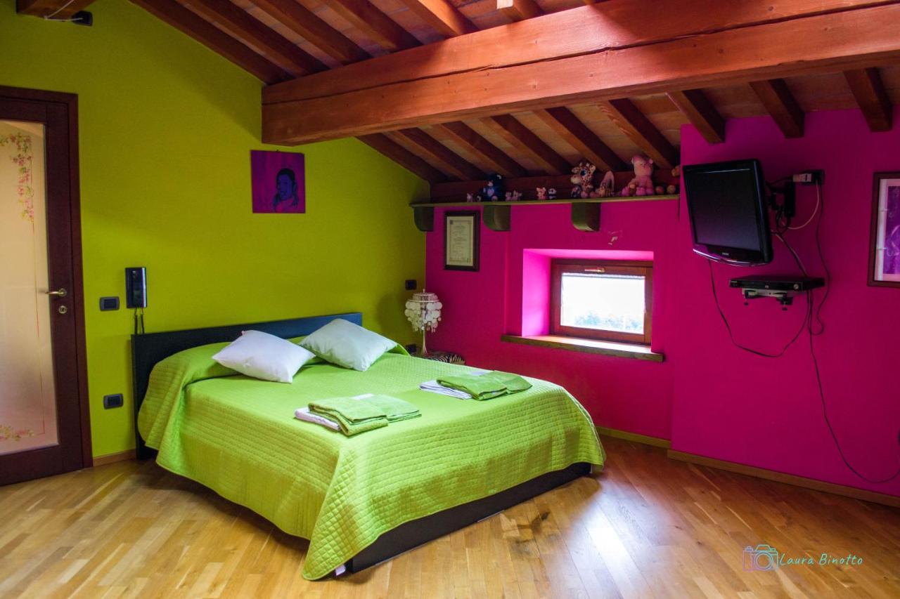 Antiche Vie B&B Serramazzoni Екстериор снимка
