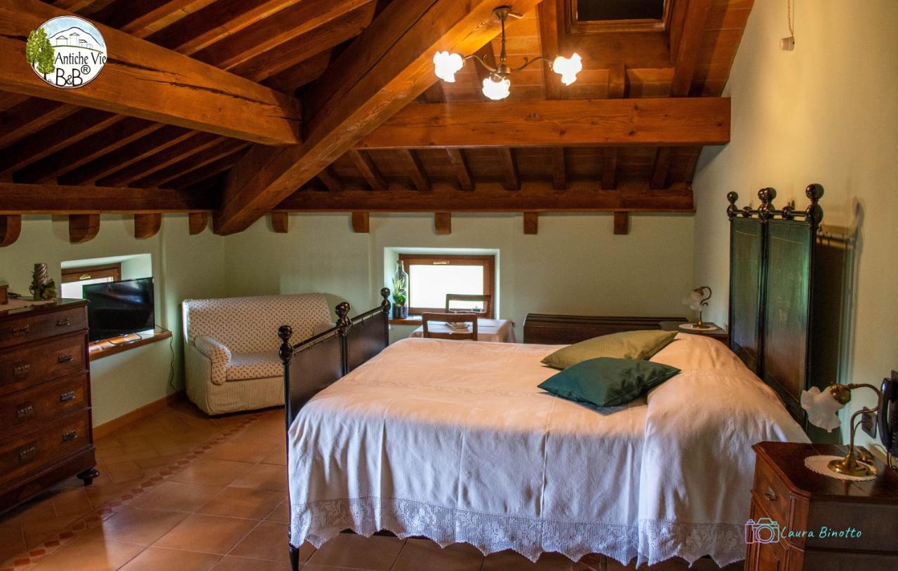 Antiche Vie B&B Serramazzoni Екстериор снимка