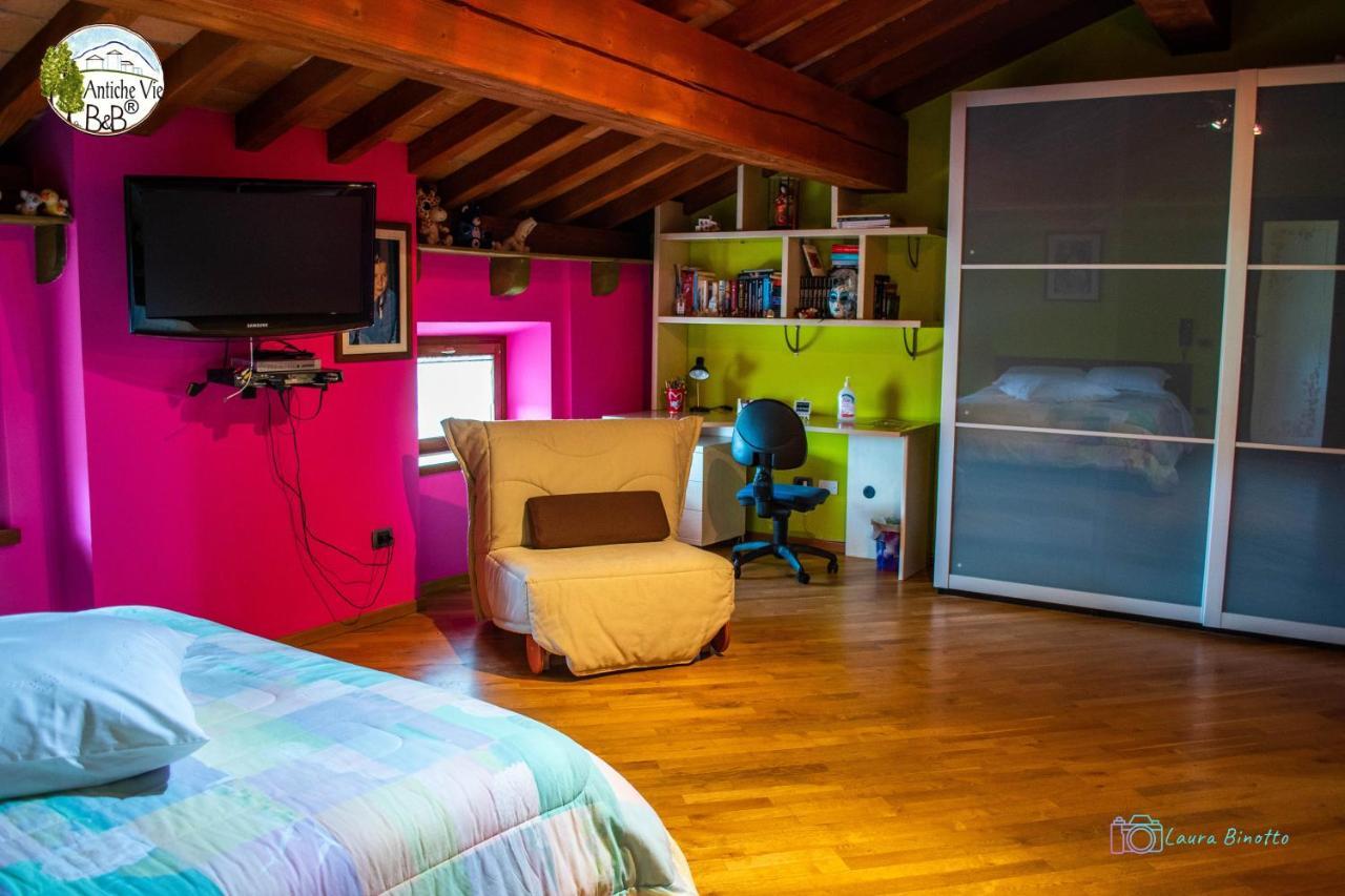 Antiche Vie B&B Serramazzoni Екстериор снимка